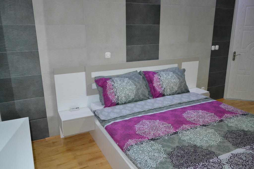אוהריד Villa Renessans מראה חיצוני תמונה